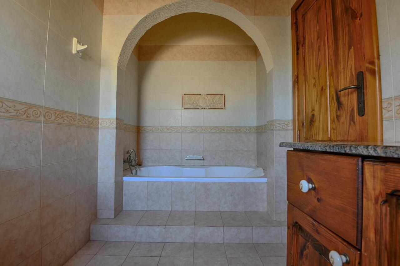 Il-Misrah Farmhouse Santu Pietru エクステリア 写真